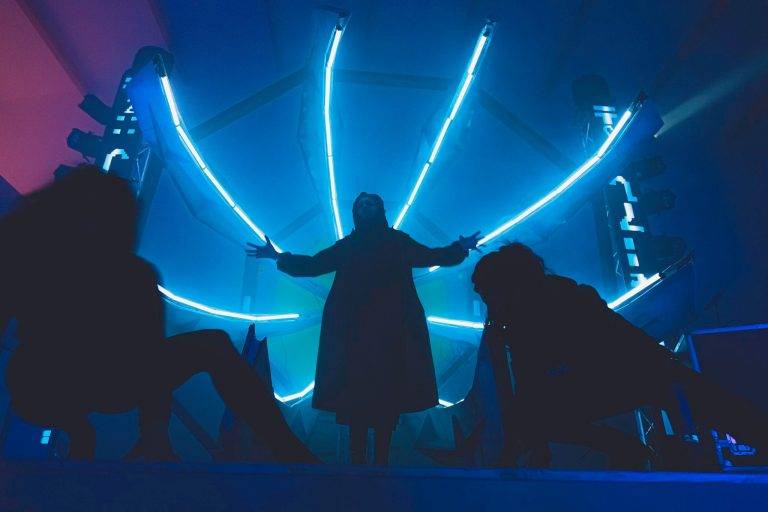 où taper du pied ? Sainté